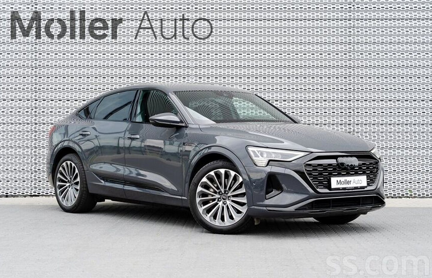 Audi E-tron — foto 2
