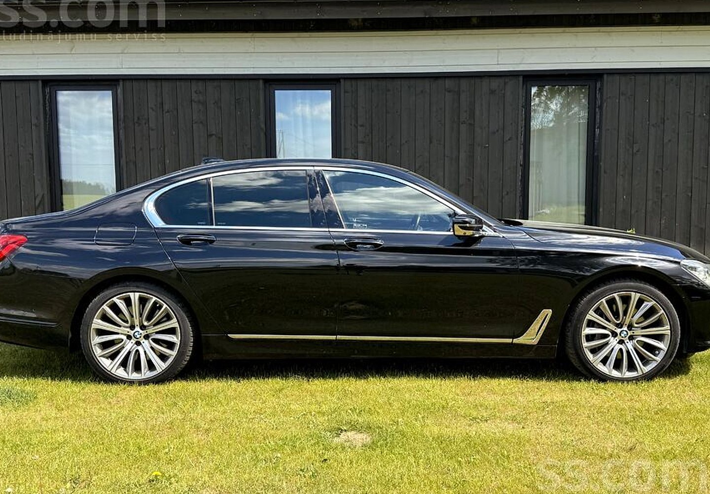 BMW 750 — foto 5