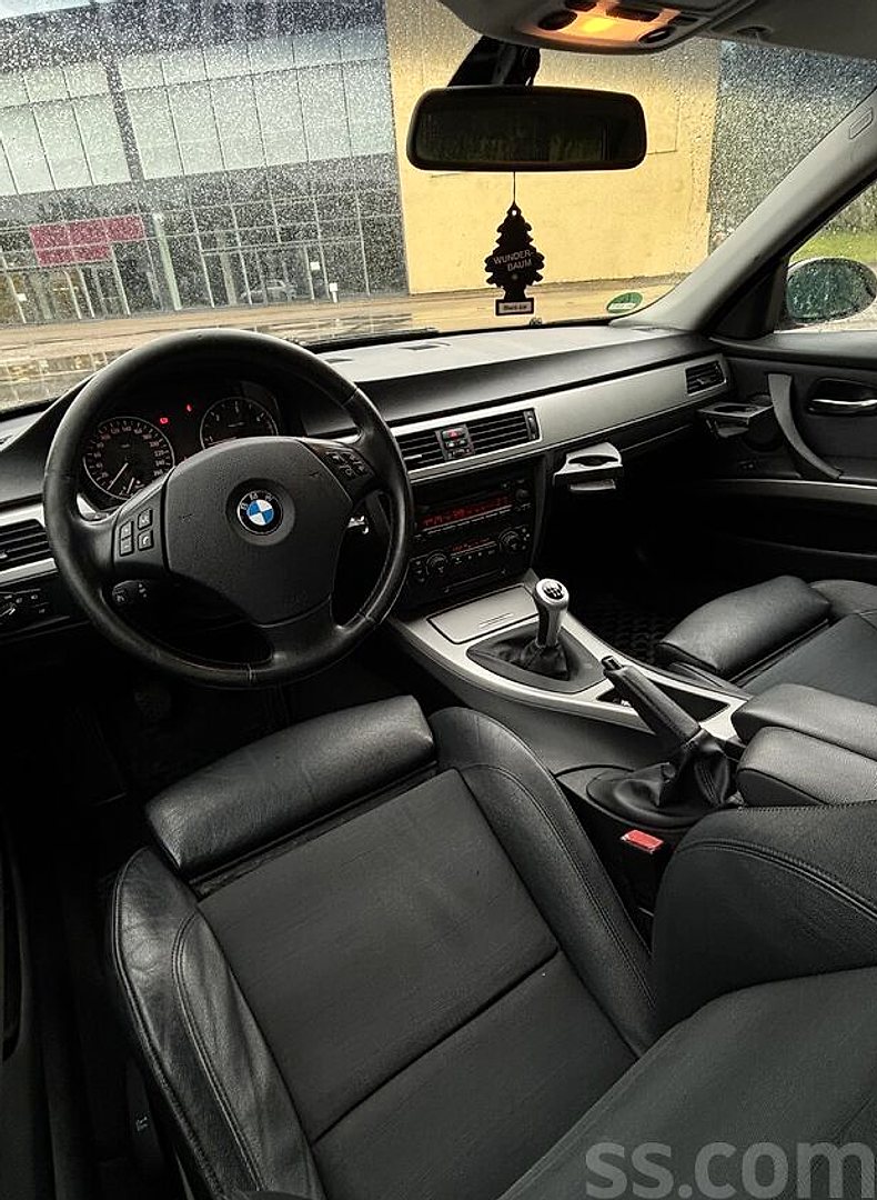 BMW 320 — foto 4