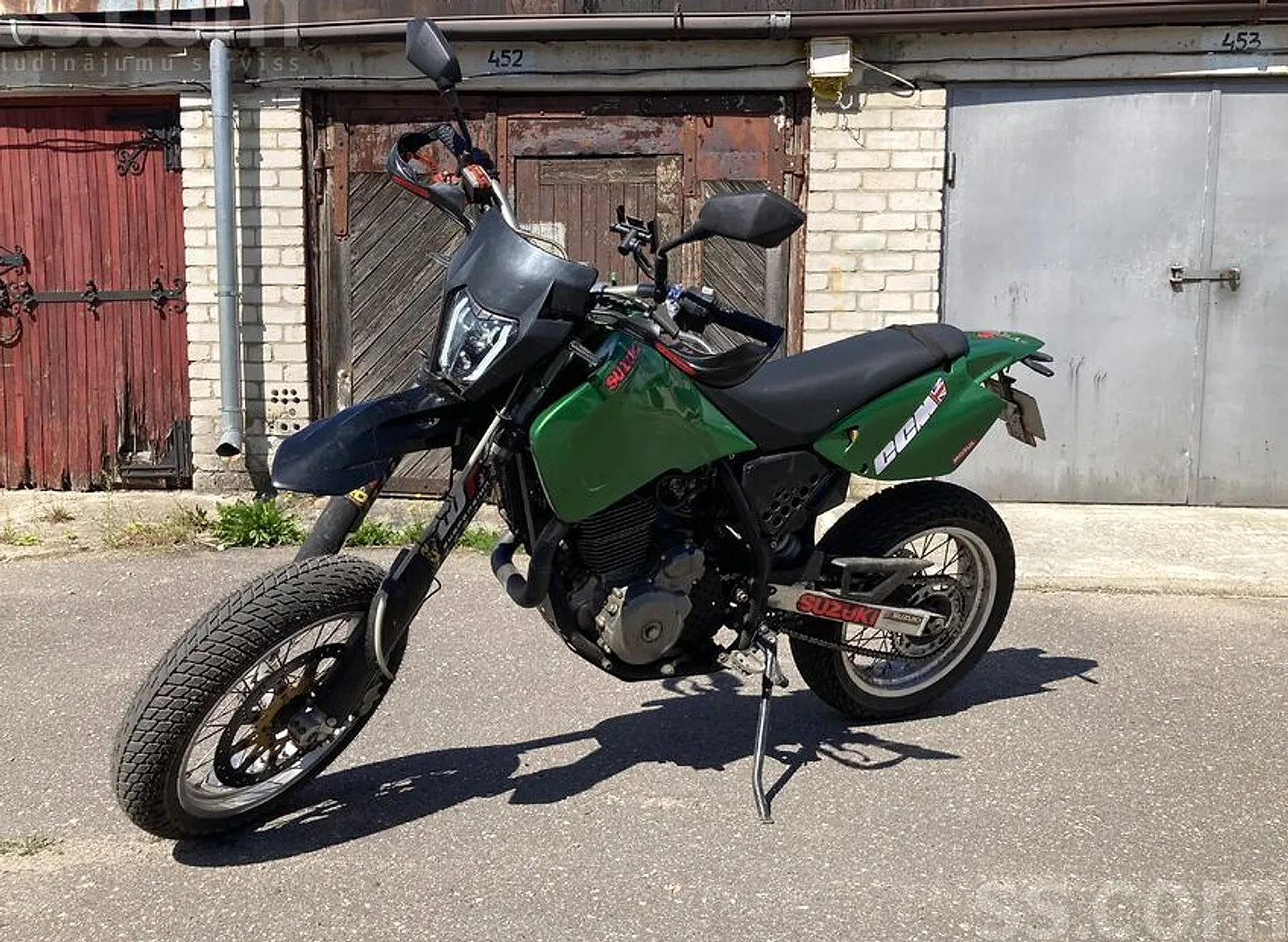 Suzuki Ccm 650, 2000. gads