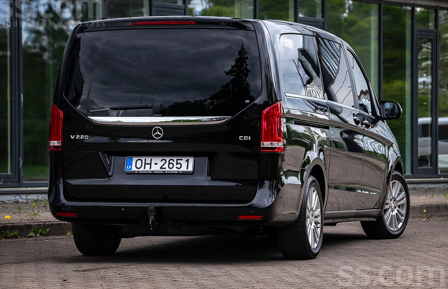 Mercedes-Benz V220 — foto 5