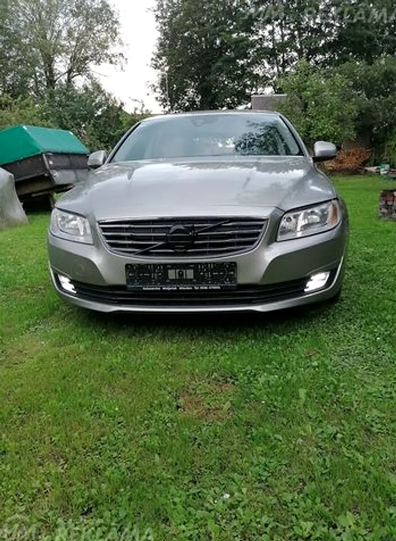Volvo V70, 2015. gads