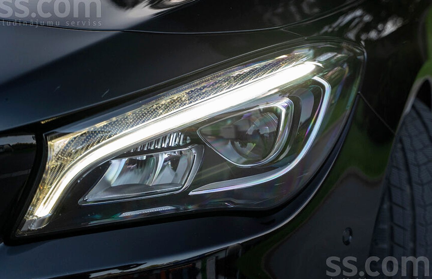 Mercedes-Benz CLA180 — foto 2