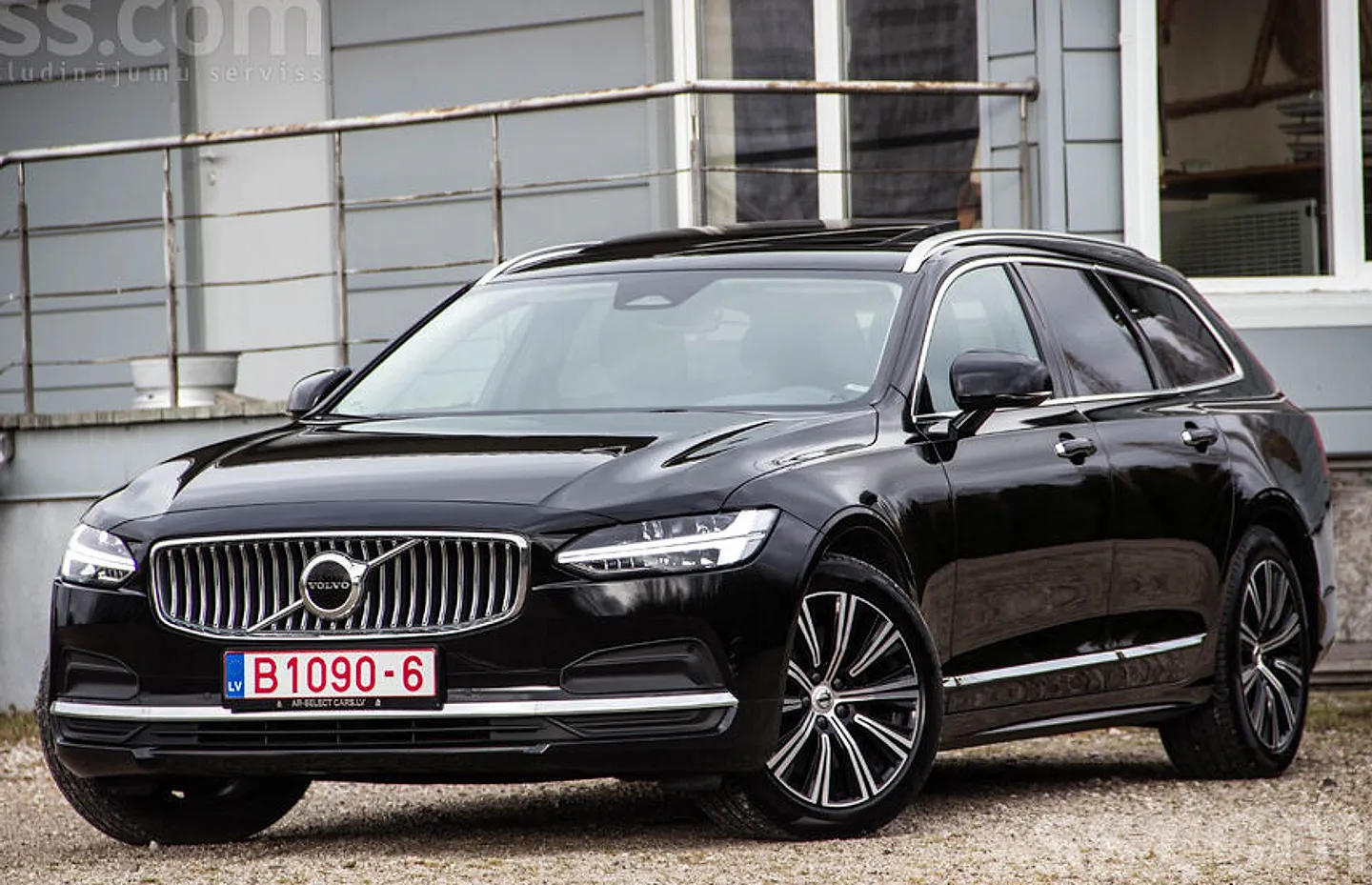 Volvo V90, 2022. gads