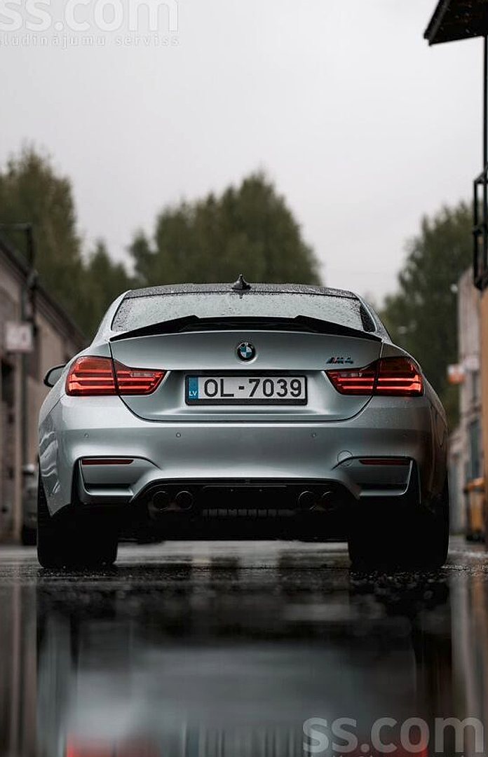 BMW M4 — foto 3