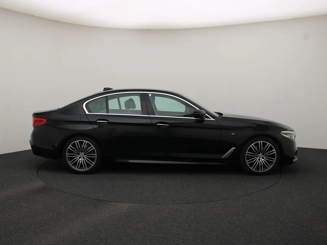 BMW 520 — foto 10