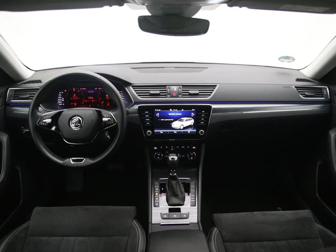 Škoda Superb — foto 3