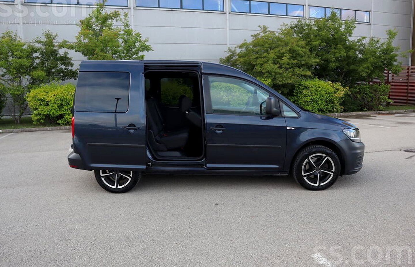 Volkswagen Caddy — foto 5