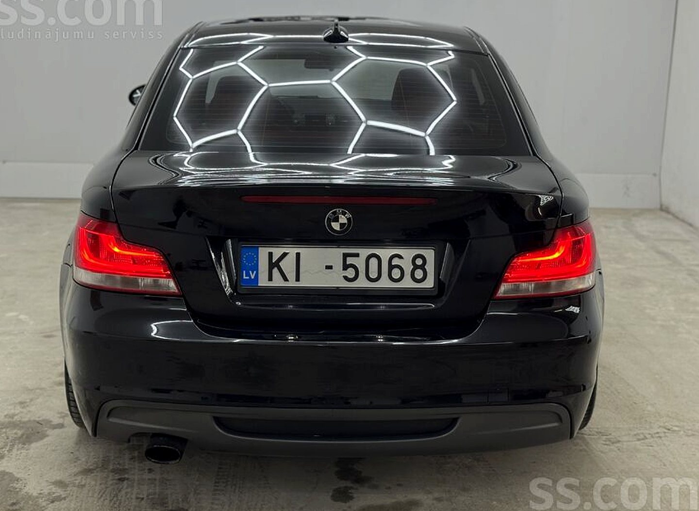 BMW 120 — foto 6