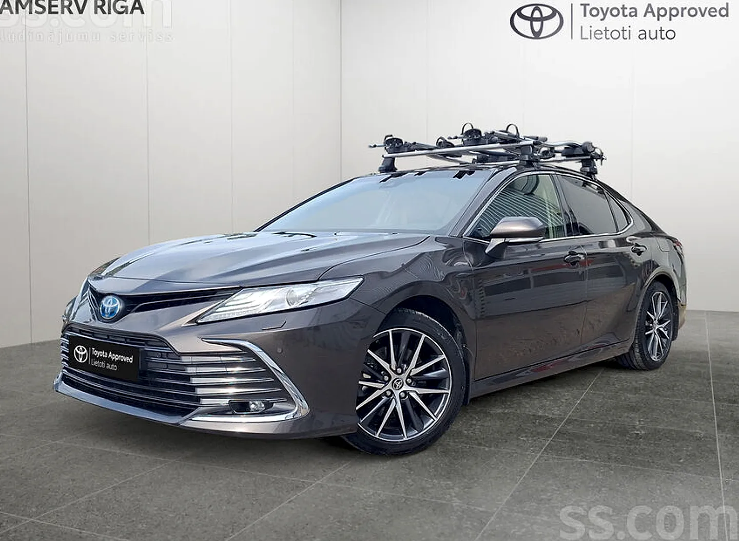 Toyota Camry, 2023. gads