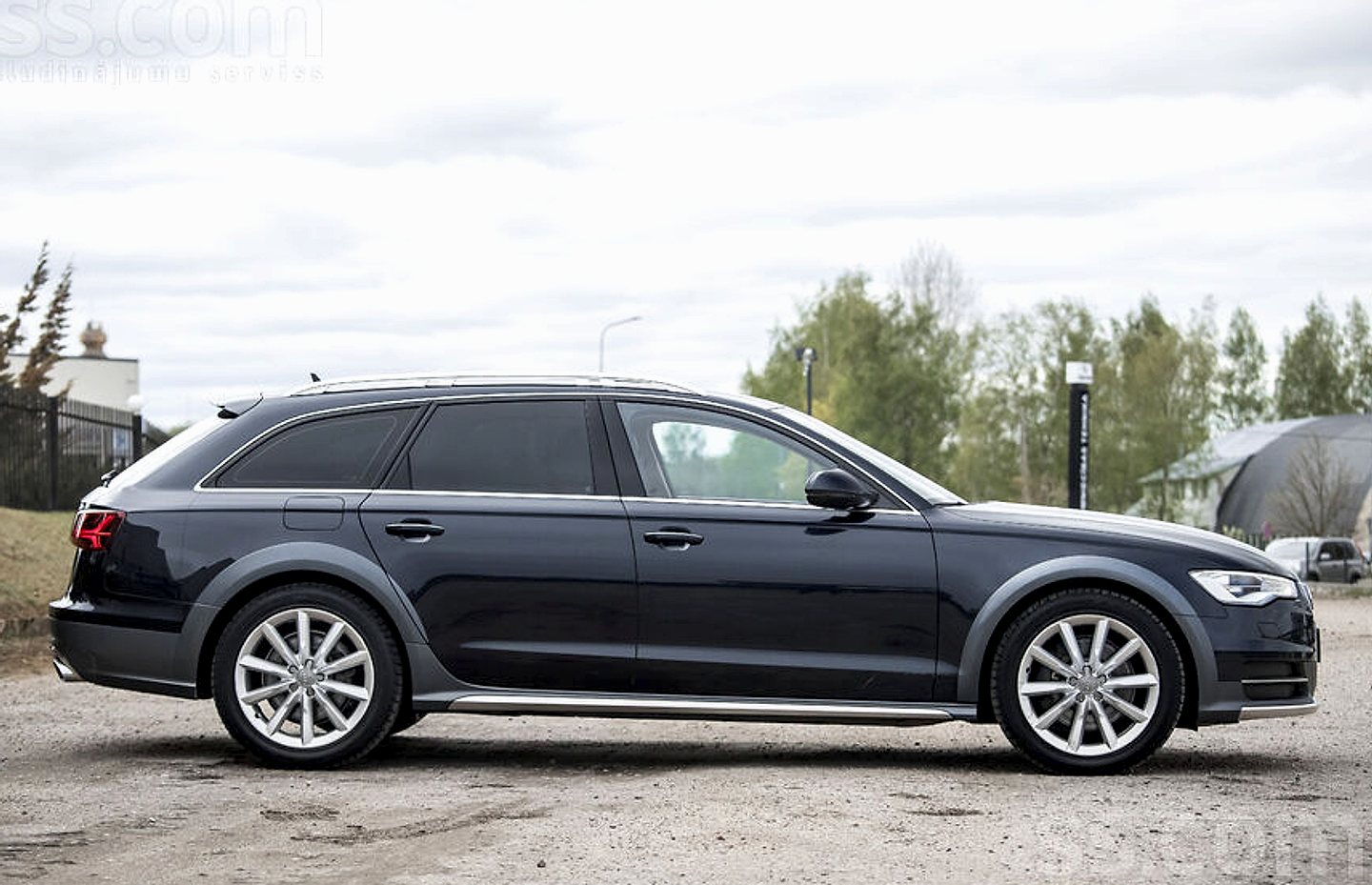 Audi Allroad — foto 3