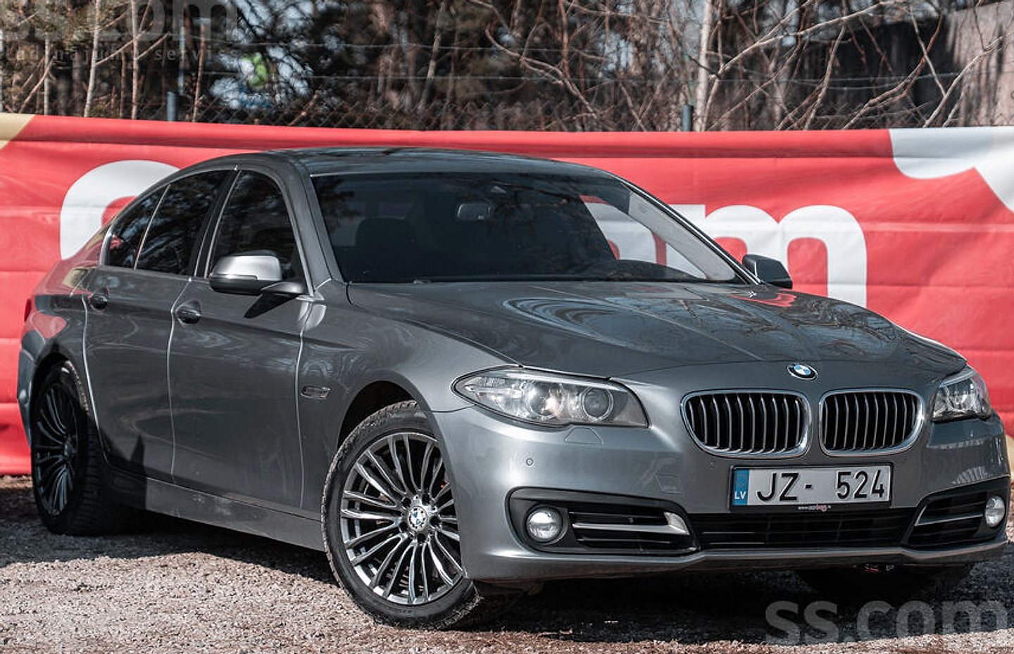 BMW 530 — foto 2