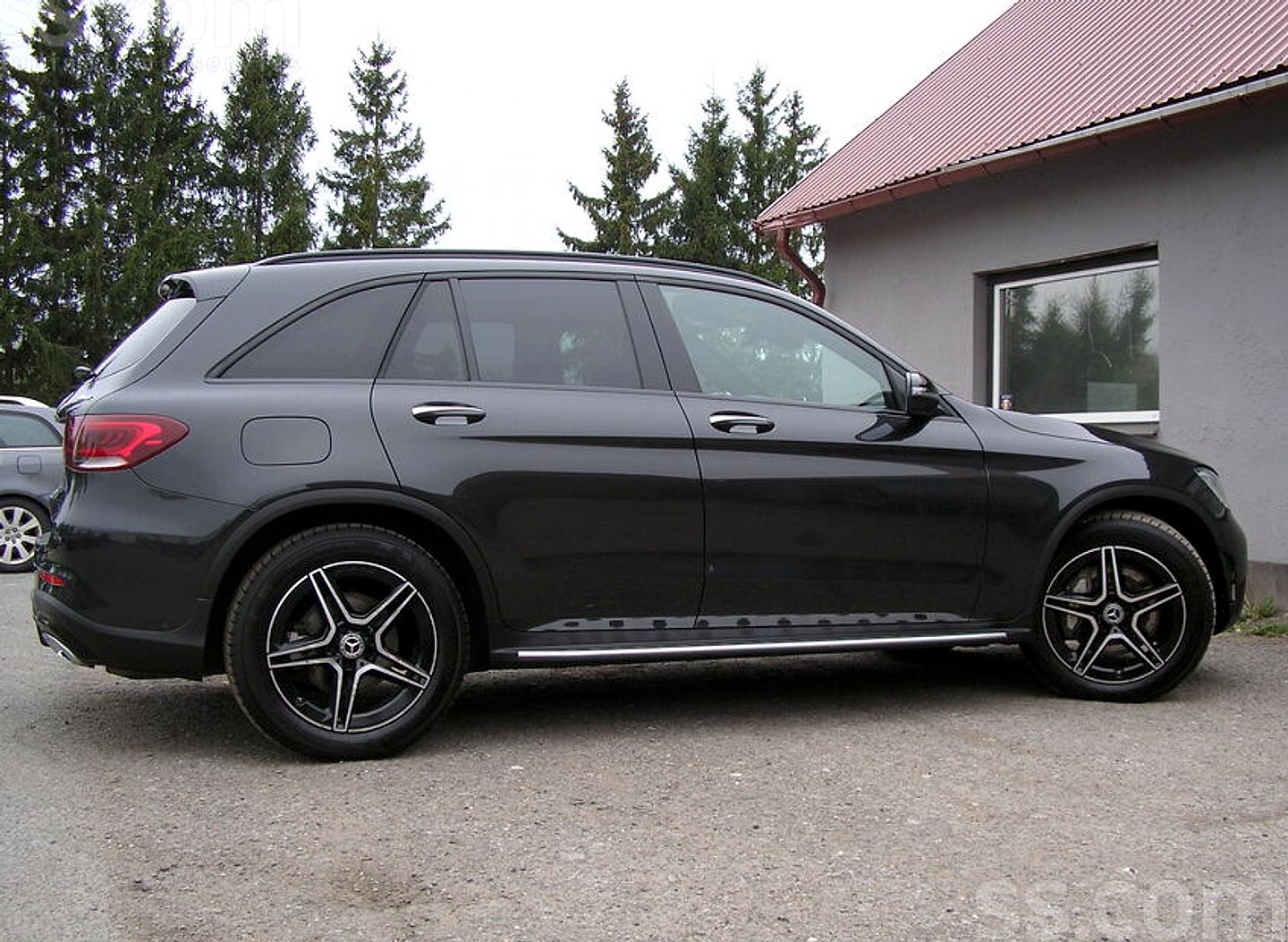 Mercedes-Benz GLC 220 — foto 3