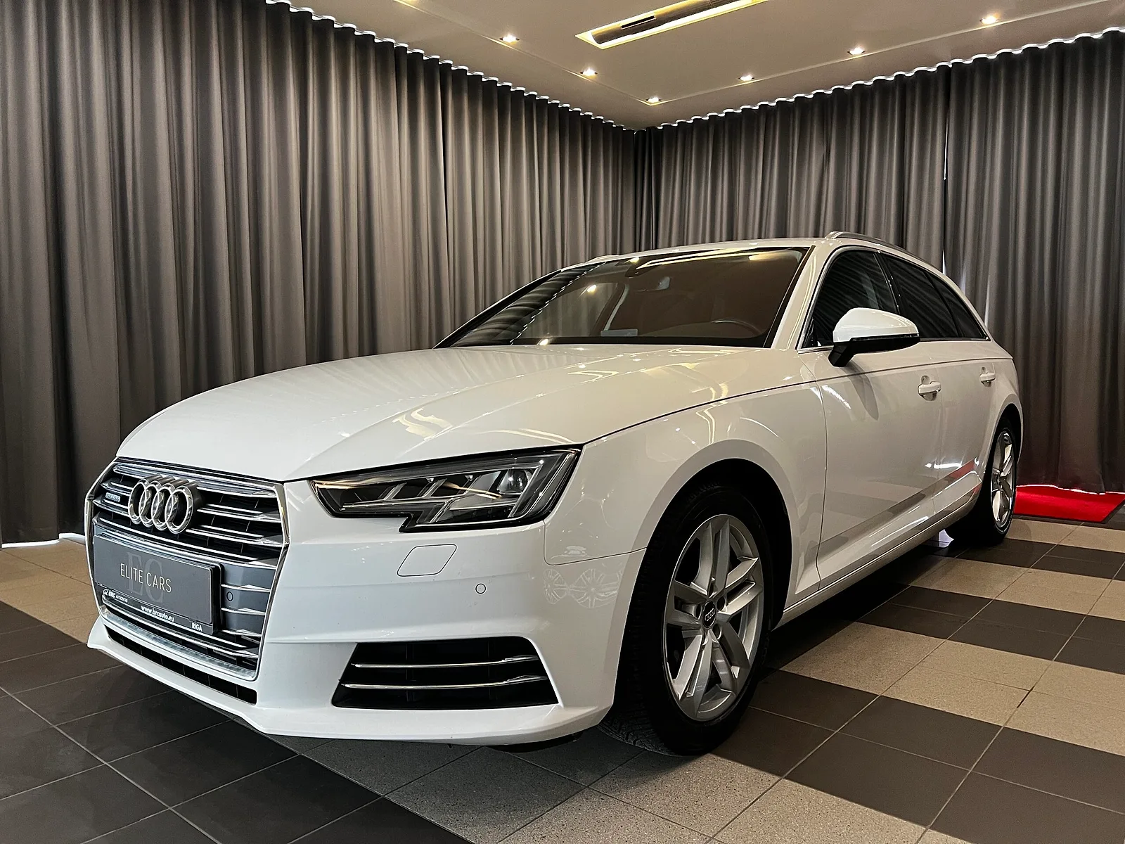 Audi A4, 2017. gads