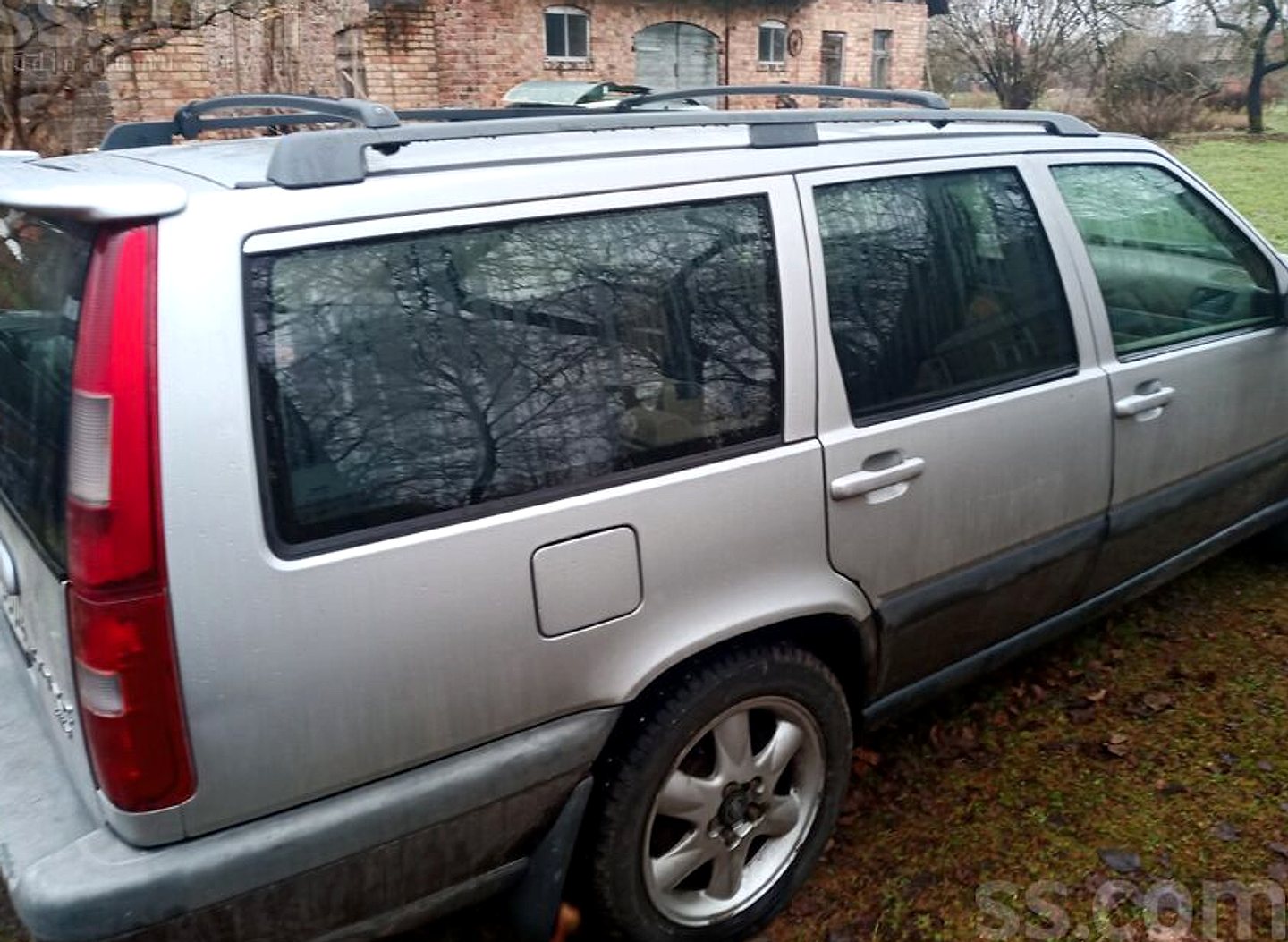 Volvo V70, 1999. gads