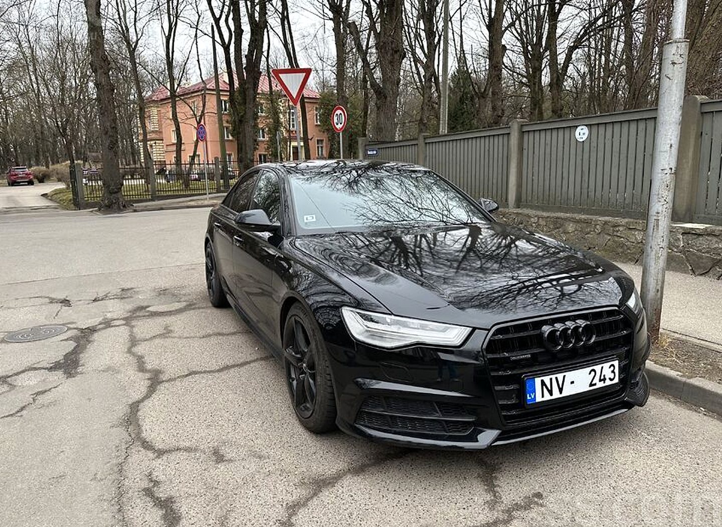 Audi A6 — foto 2