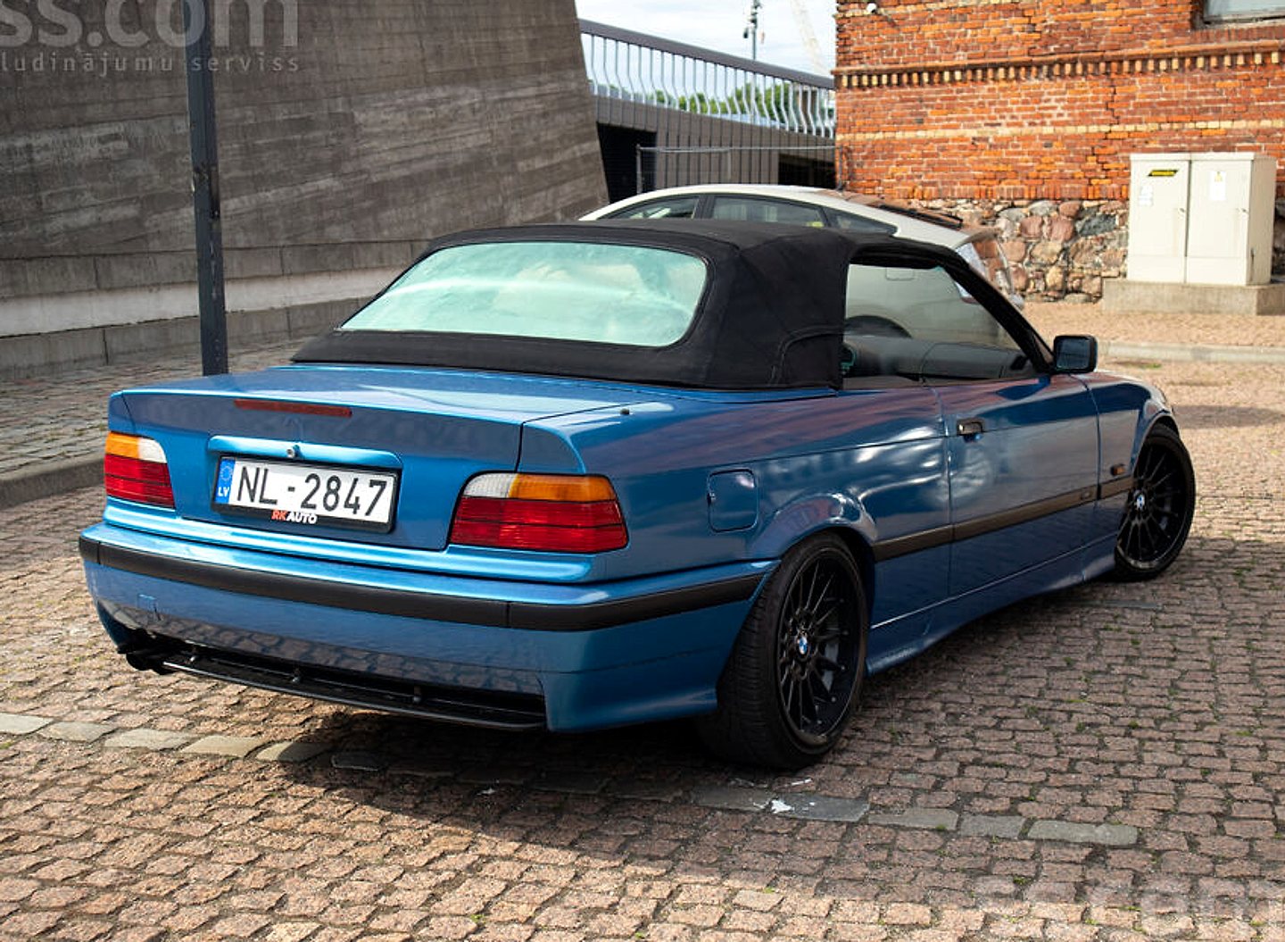 BMW 325 — foto 5