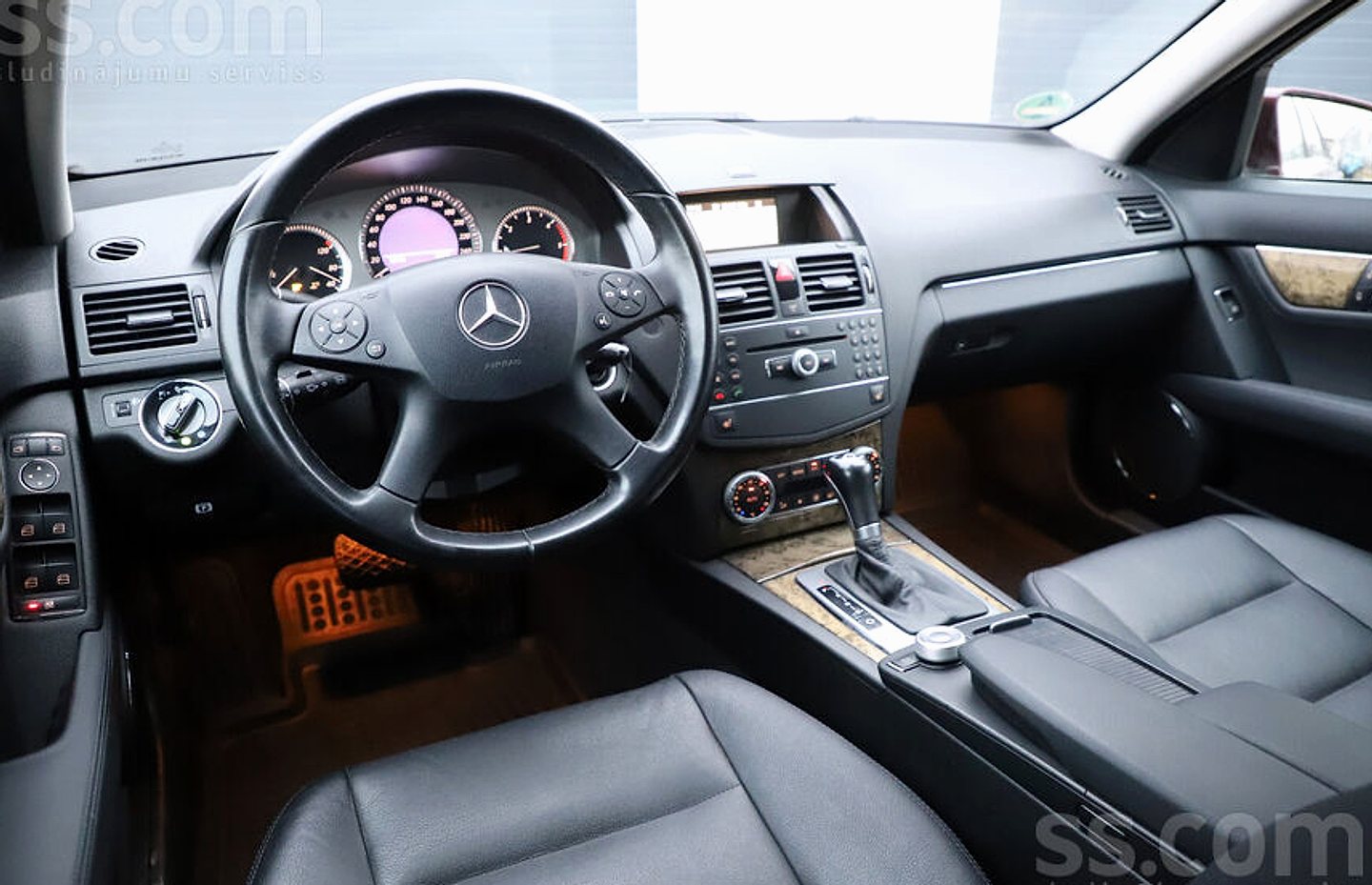 Mercedes-Benz C220 — foto 6