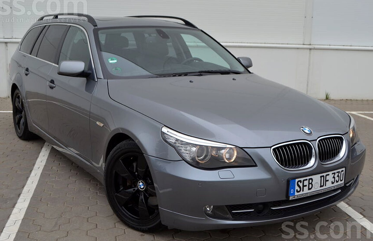 BMW 530 — foto 3