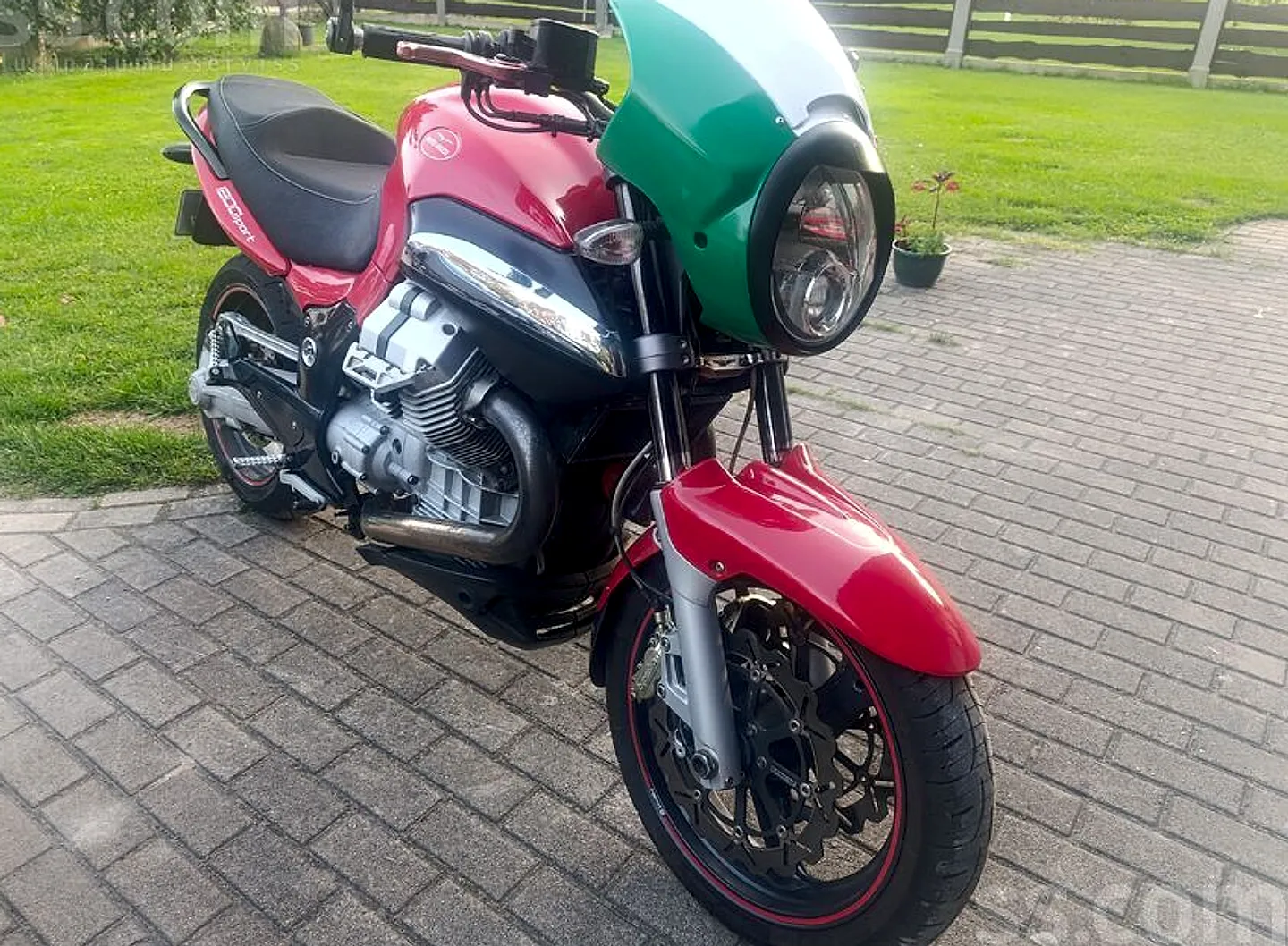 Motto guzzi Sport 1200, 2007. gads