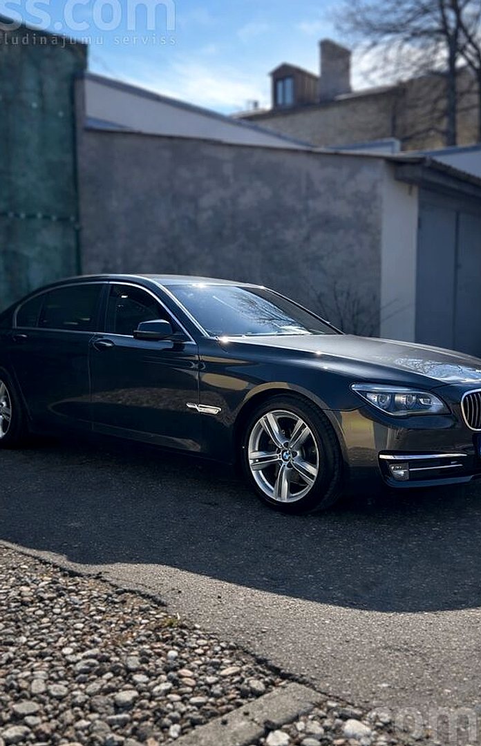 BMW 730 — foto 5