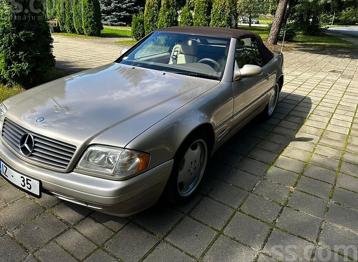 Mercedes-Benz SL500, 2000. gads