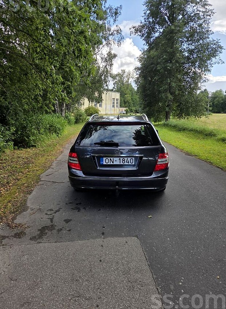 Mercedes-Benz C180 — foto 5
