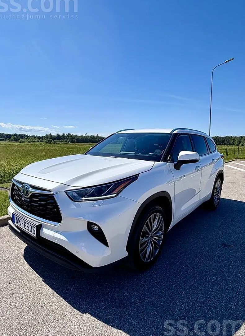 Toyota Highlander, 2021. gads