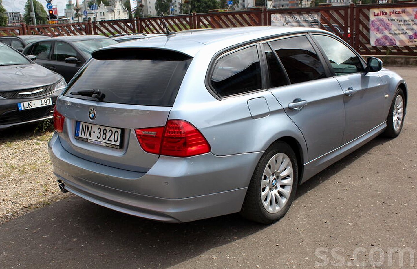BMW 320 — foto 4