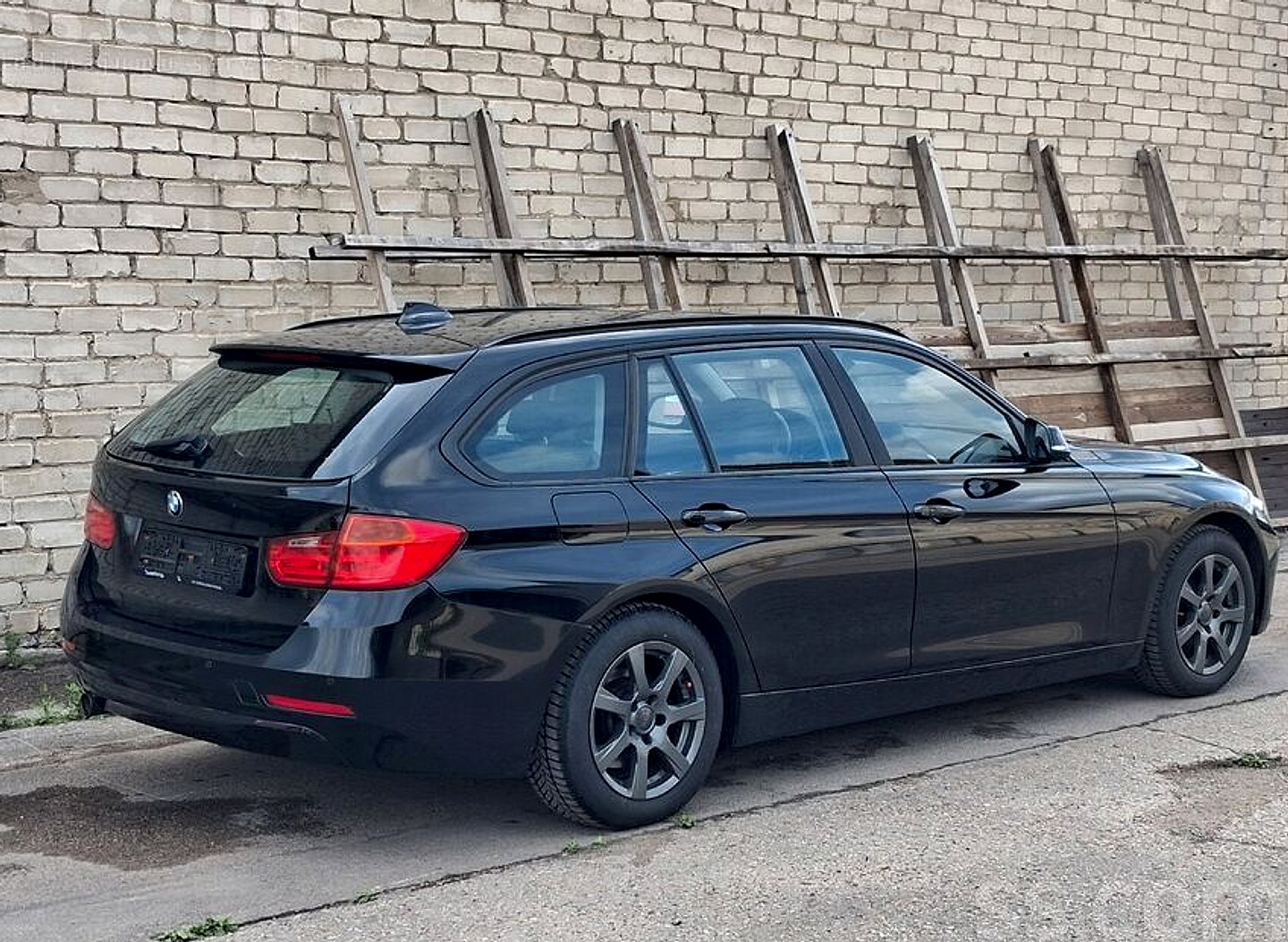 BMW 320 — foto 6