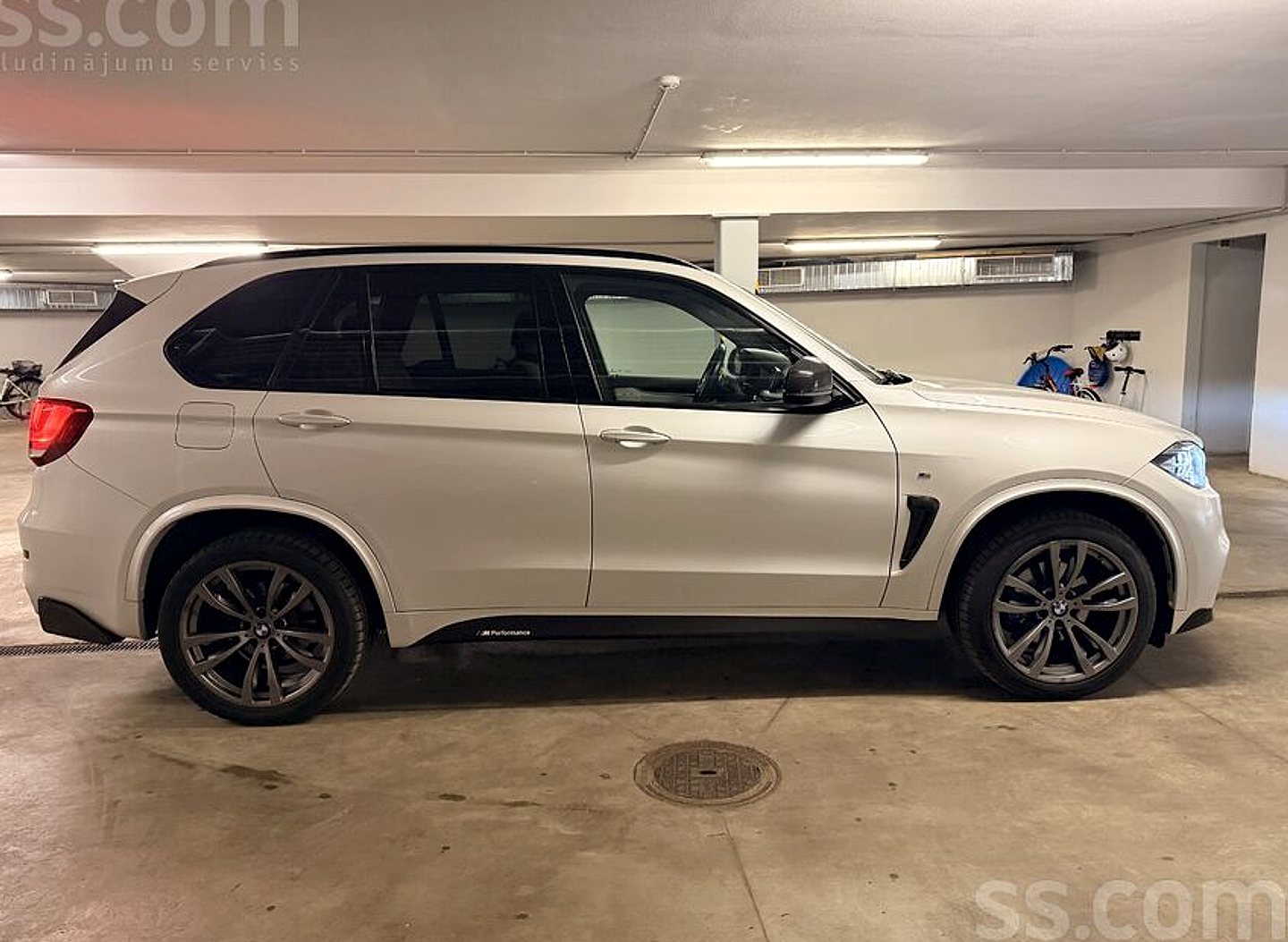 BMW X5 — foto 2