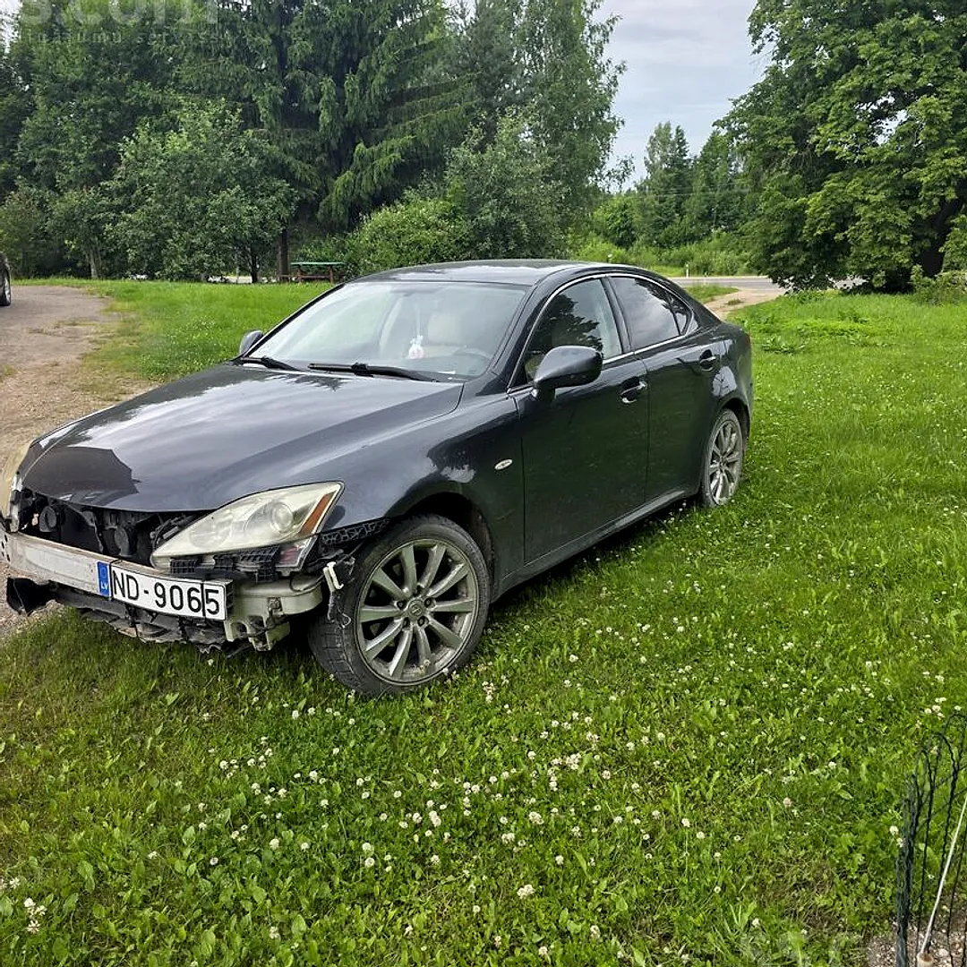 Lexus IS, 2006. gads