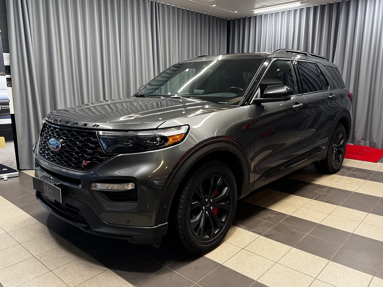 Ford Explorer ST, 2019. gads