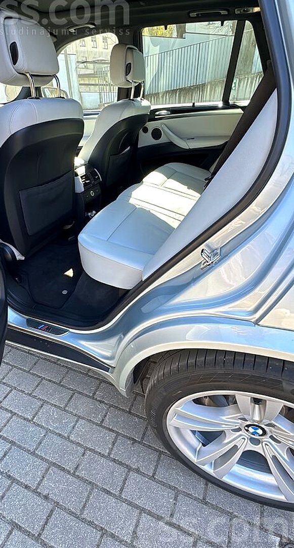 BMW X5 — foto 6