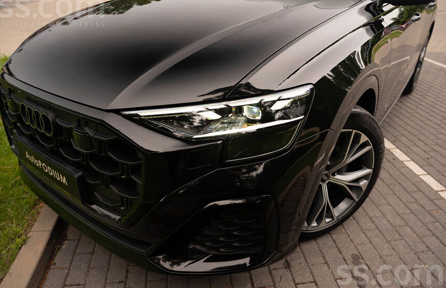 Audi Q8 — foto 2