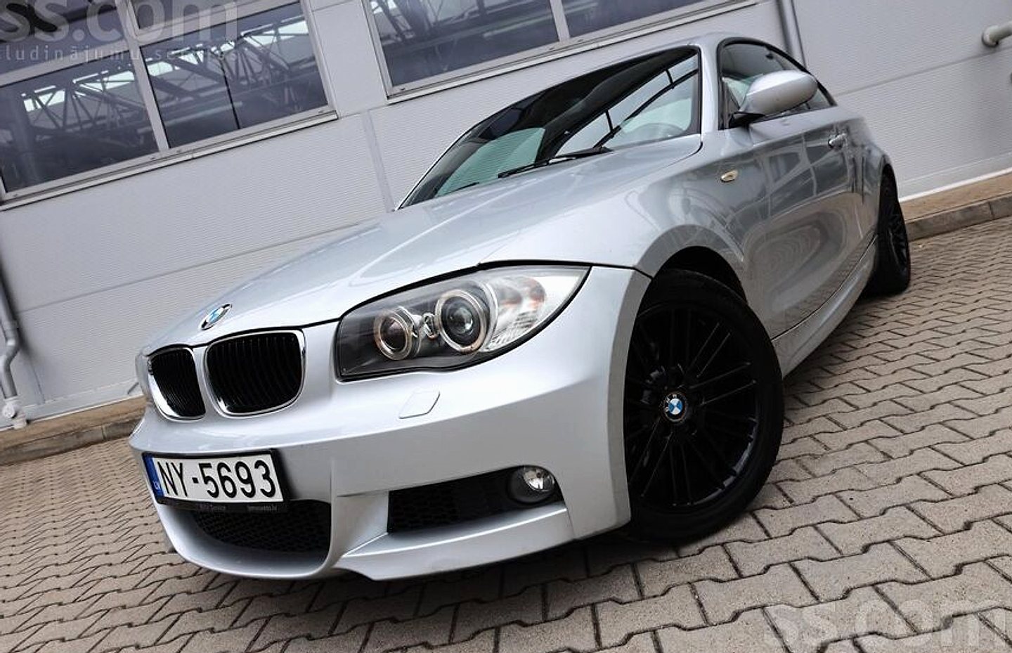 BMW 120 — foto 2