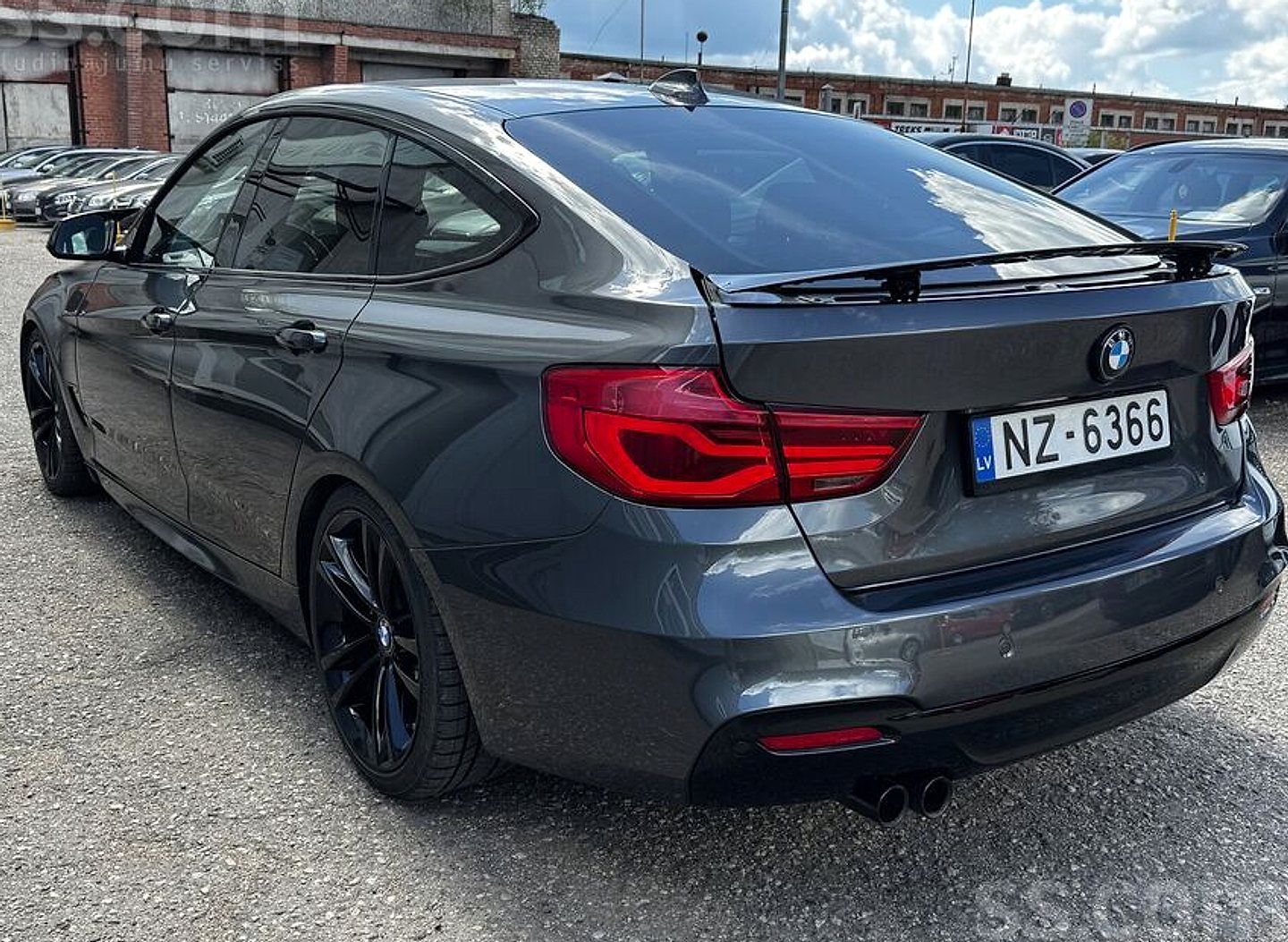 BMW 320 — foto 4
