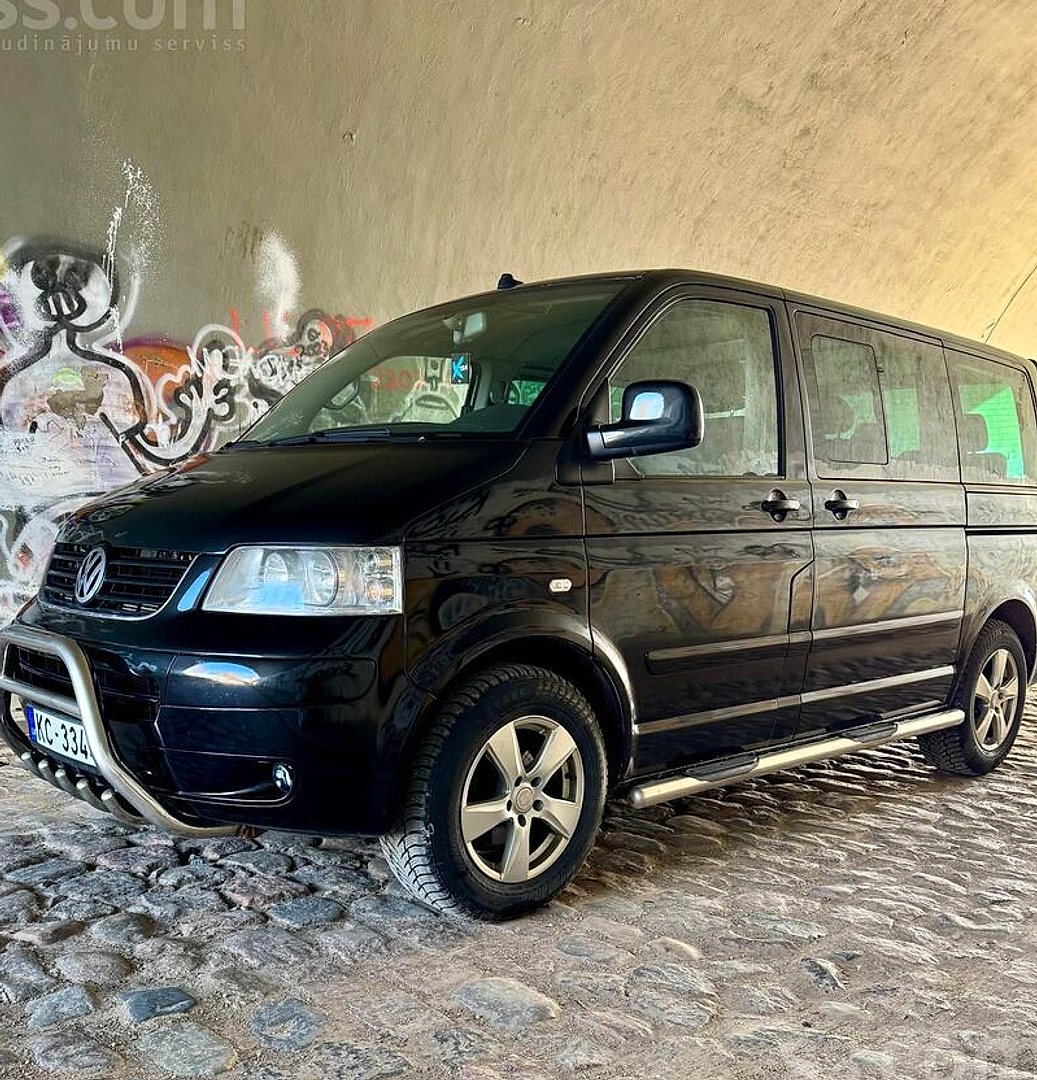 Volkswagen Multivan, 2003. gads