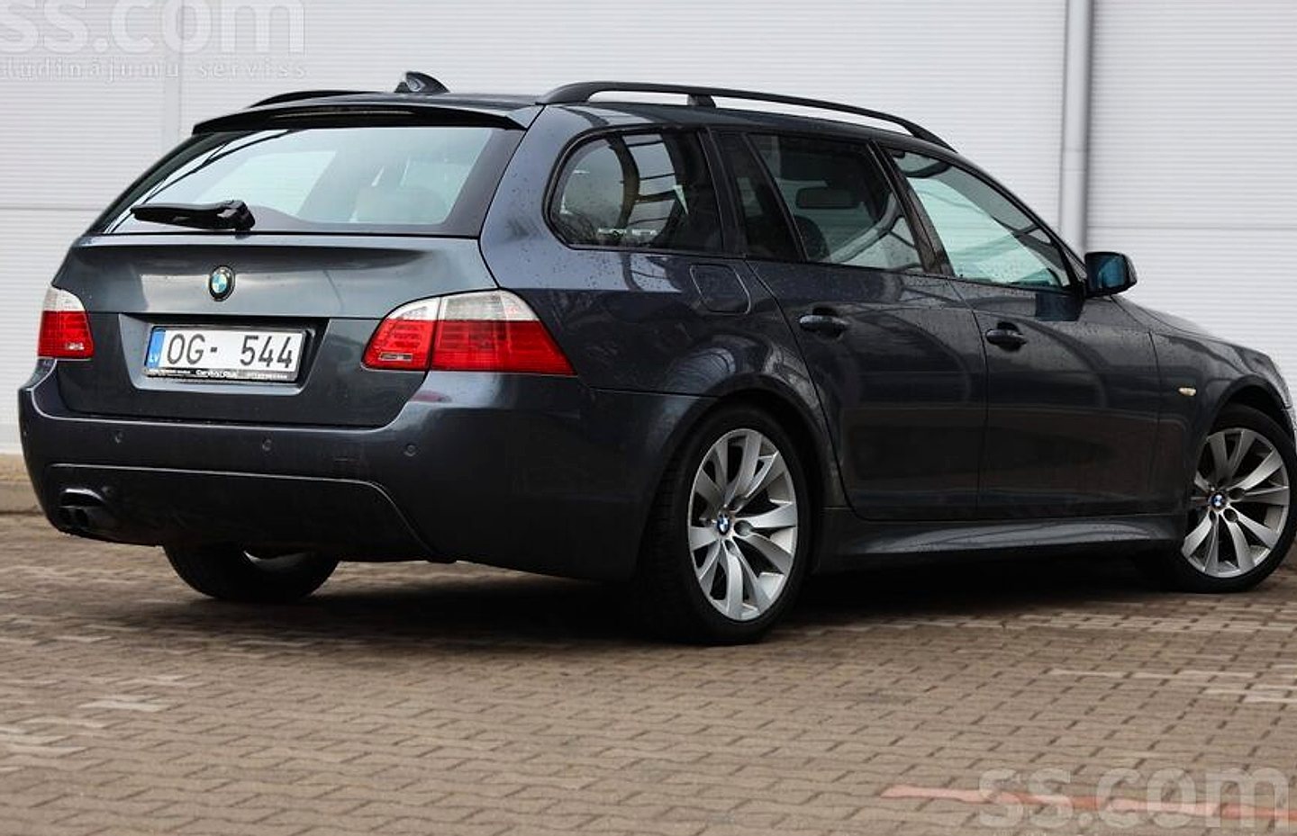 BMW 523 — foto 5