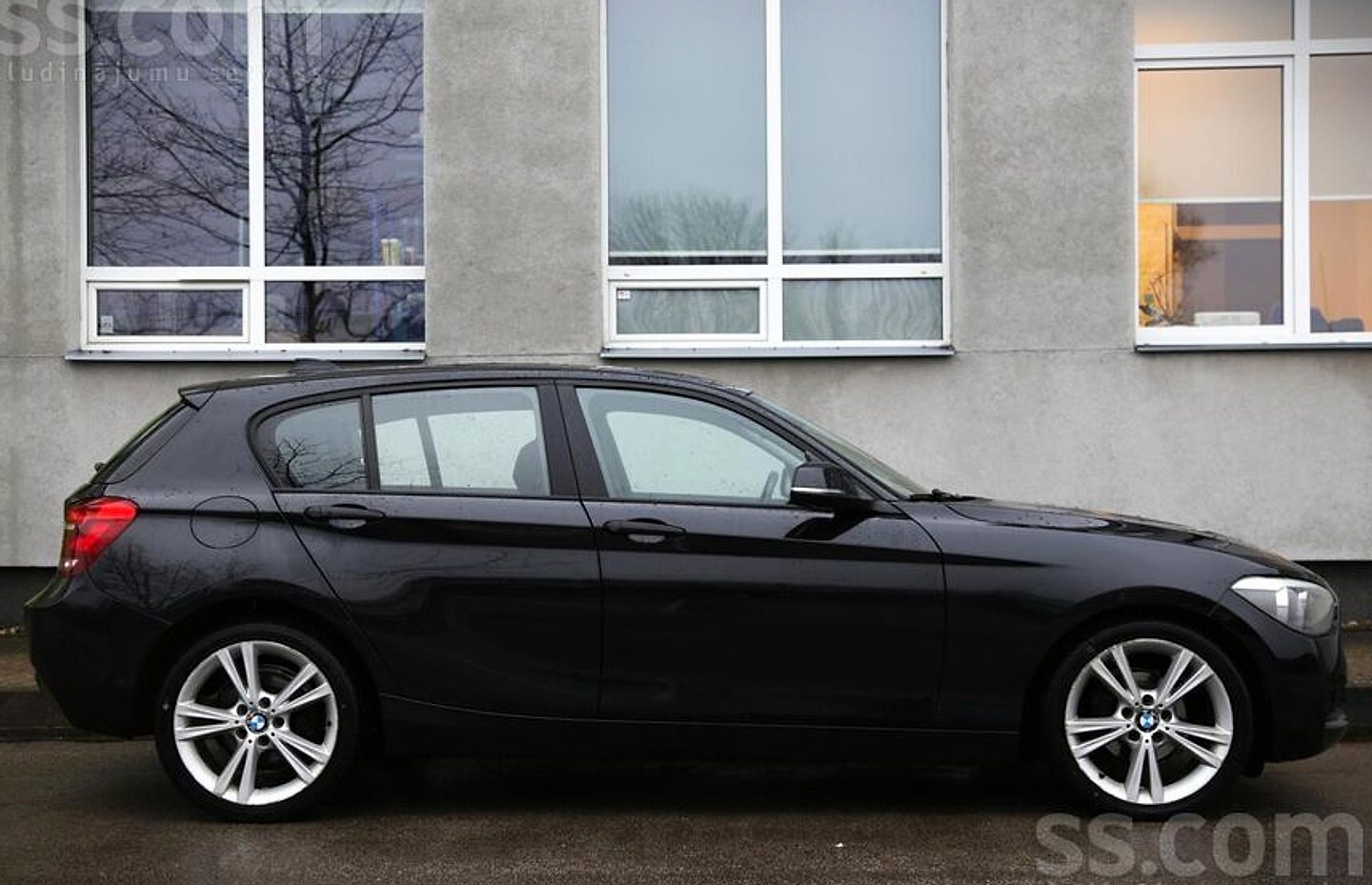 BMW 118 — foto 3