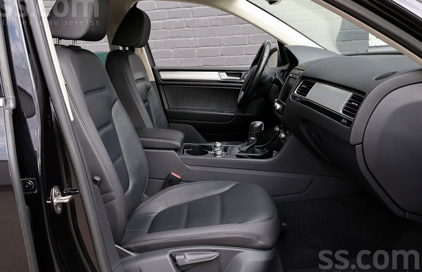 Volkswagen Touareg — foto 6