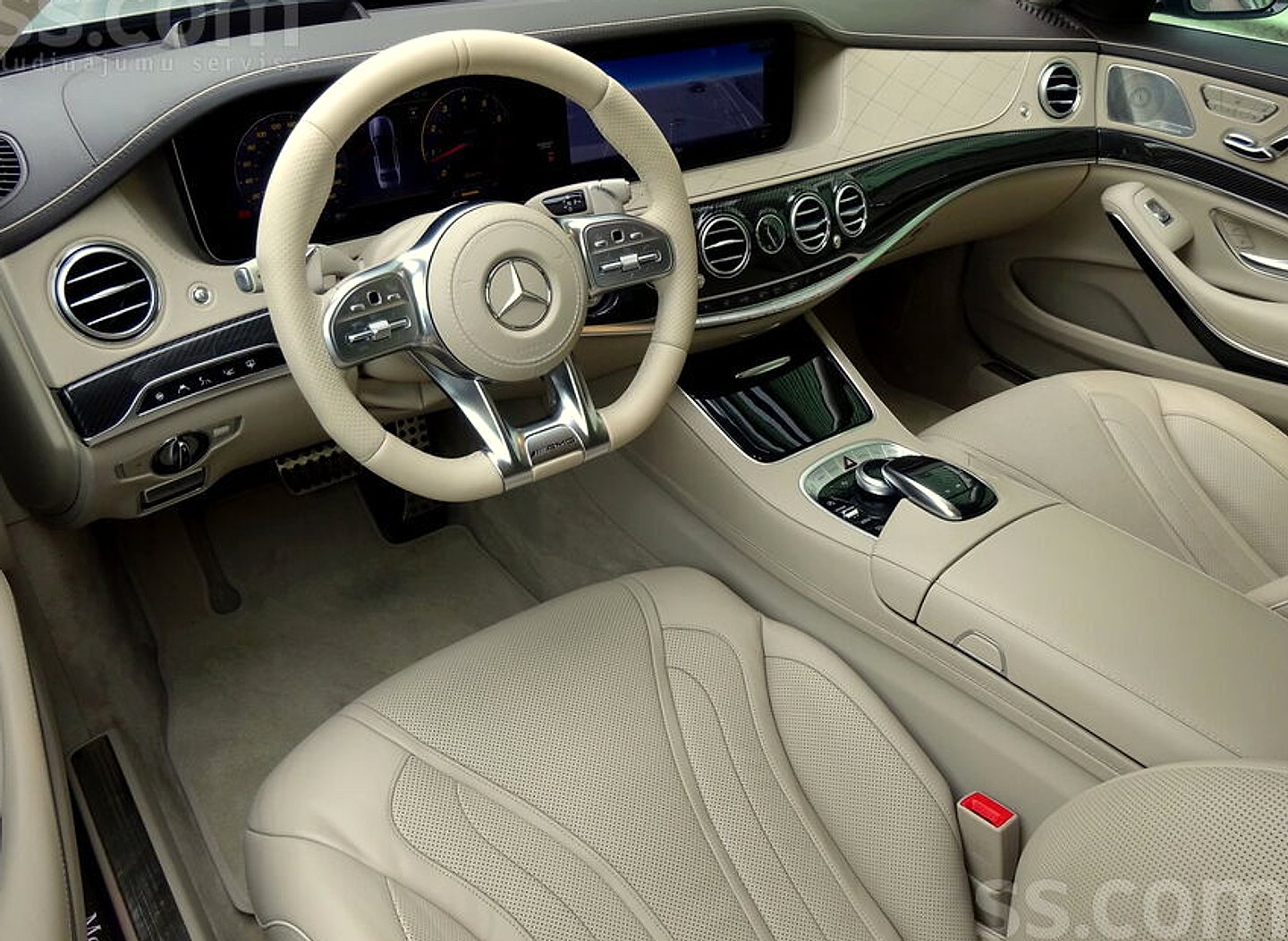 Mercedes-Benz S560 — foto 6