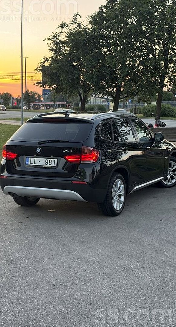 BMW X1 — foto 6