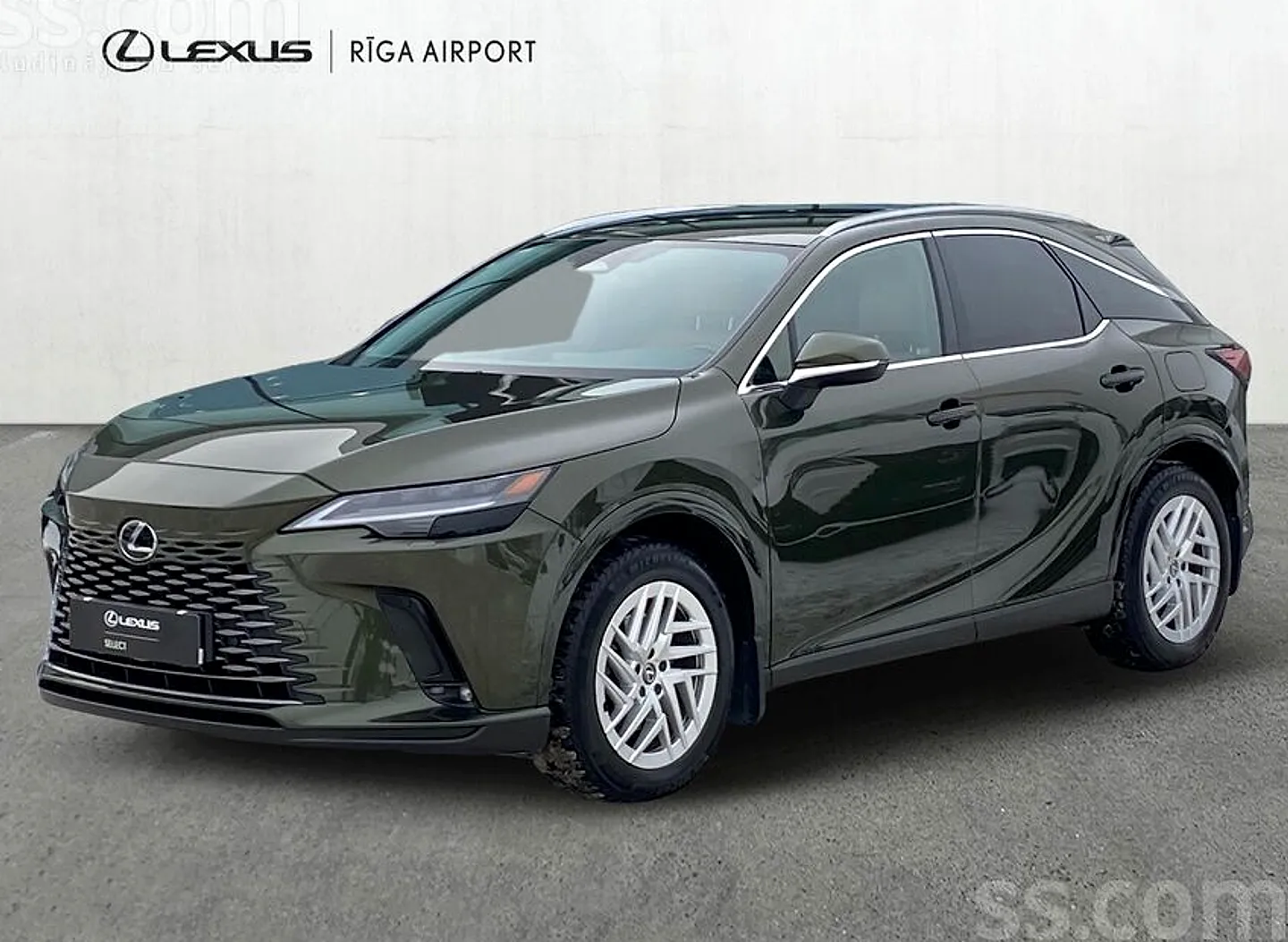 Lexus RX, 2023. gads