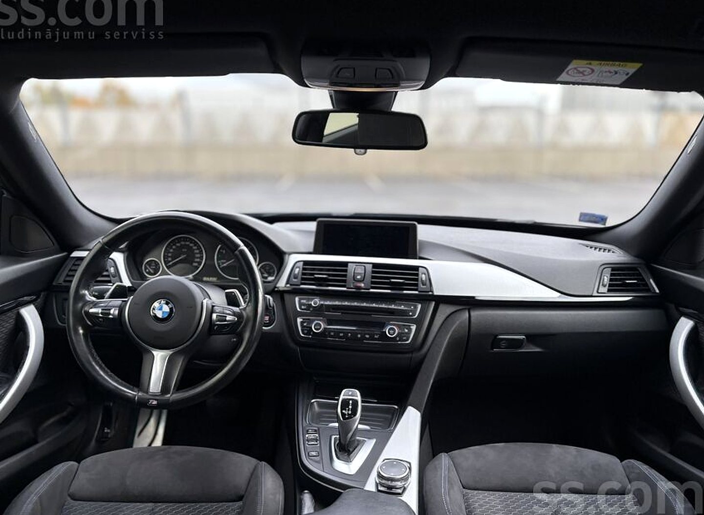 BMW 320 — foto 6