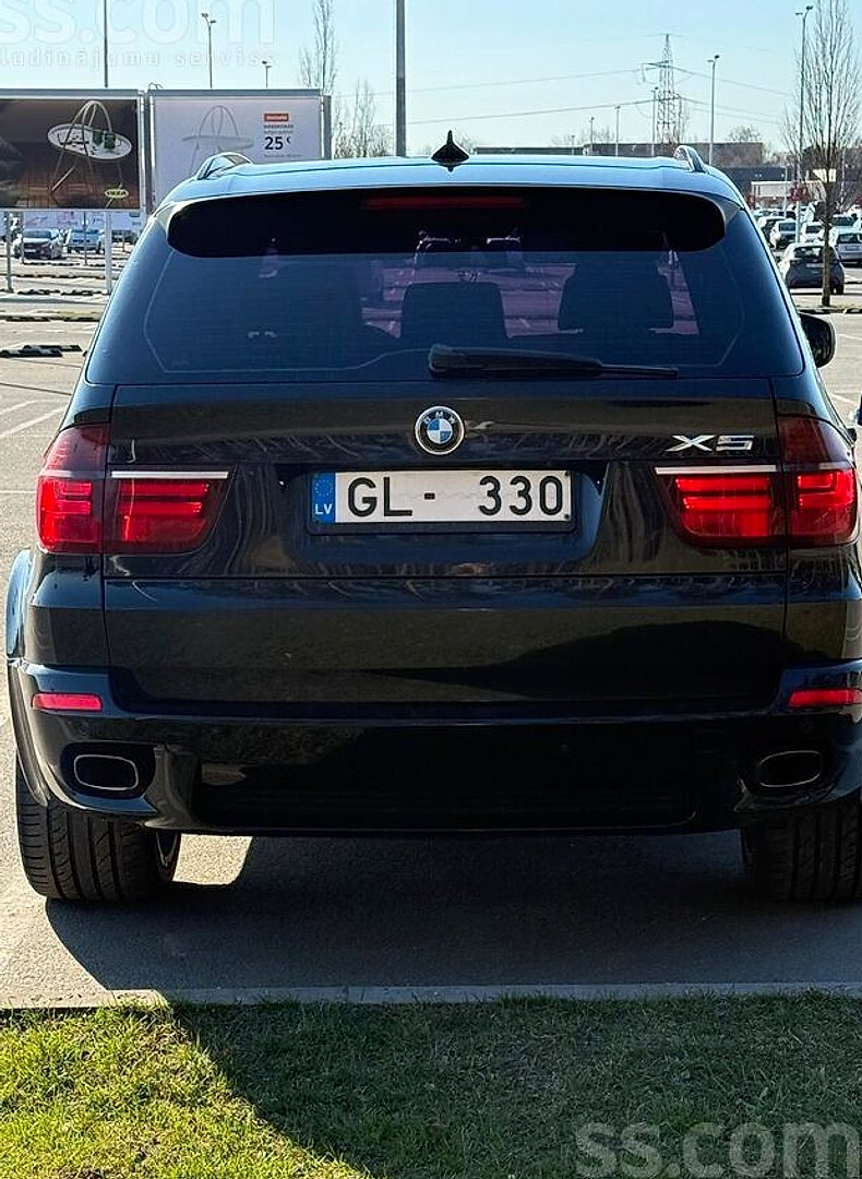 BMW X5 — foto 3