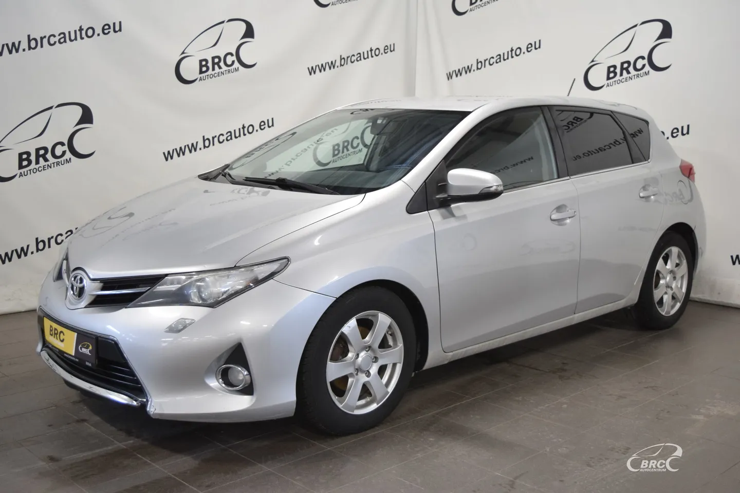 Toyota Auris, 2013. gads