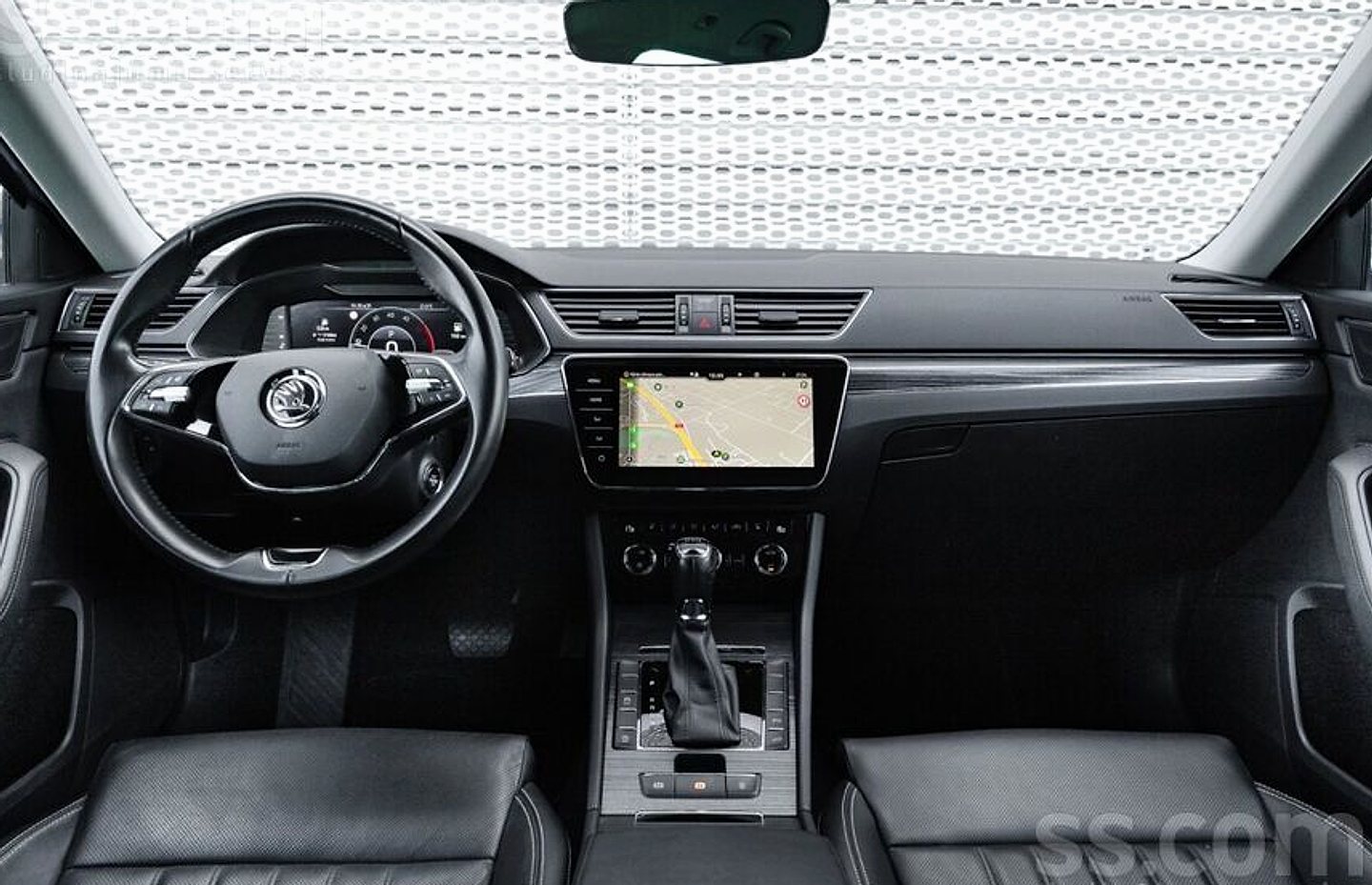 Škoda Superb — foto 6