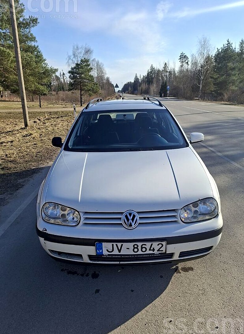 Volkswagen Golf 4, 2000. gads