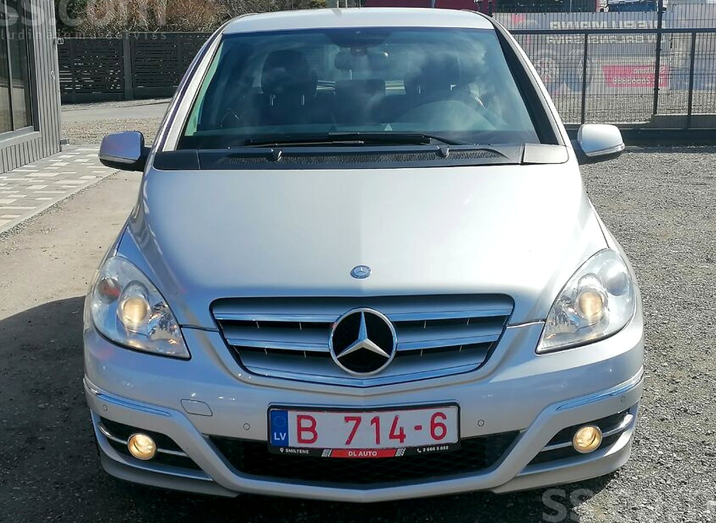 Mercedes-Benz B180 — foto 3